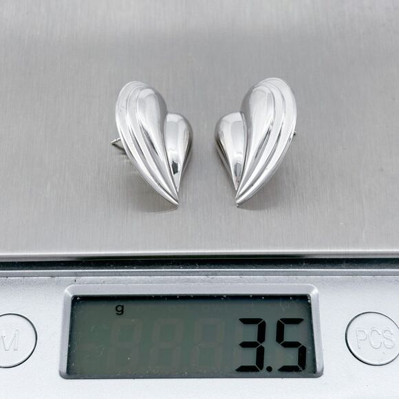 Vintage Carla Sterling Silver 925 Sculpted Scalloped Heart Earrings - Picture 7 of 7